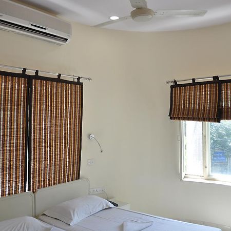 ניו דלהי Hotel Kabli מראה חיצוני תמונה