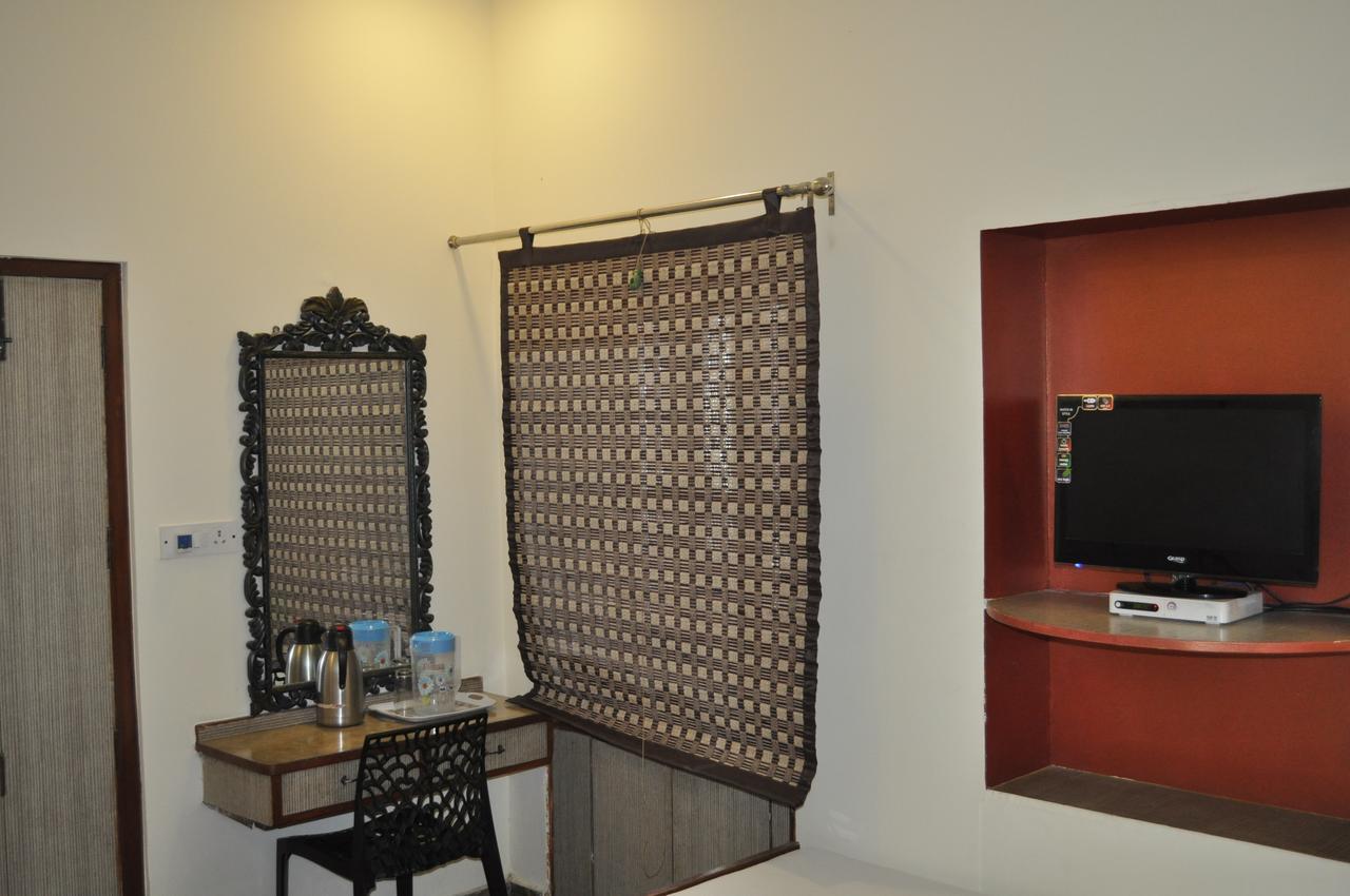 ניו דלהי Hotel Kabli מראה חיצוני תמונה