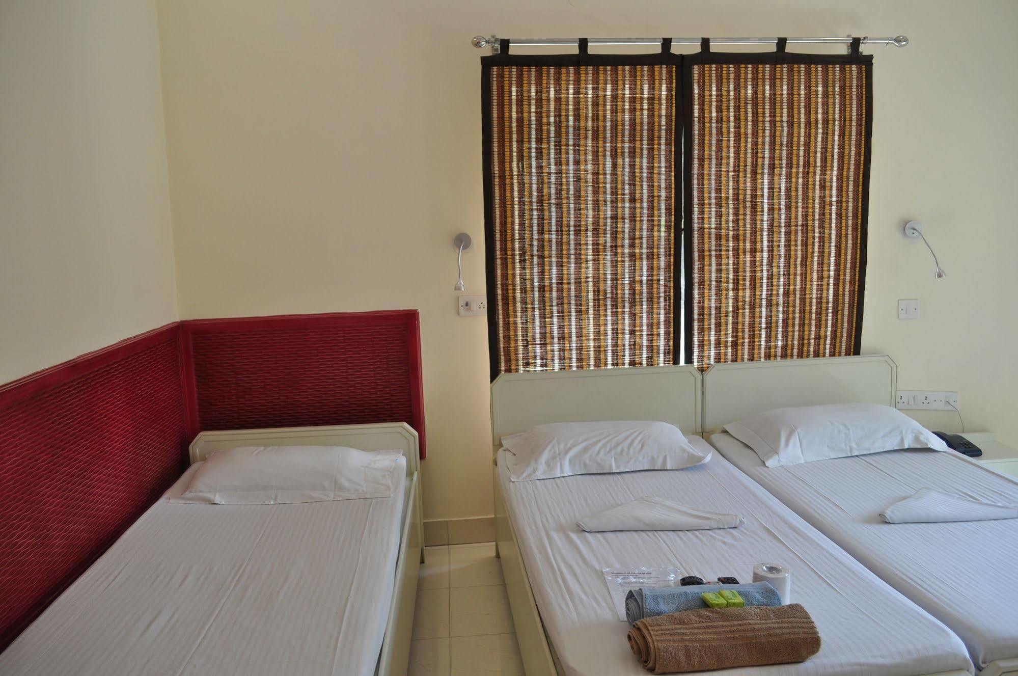 ניו דלהי Hotel Kabli מראה חיצוני תמונה