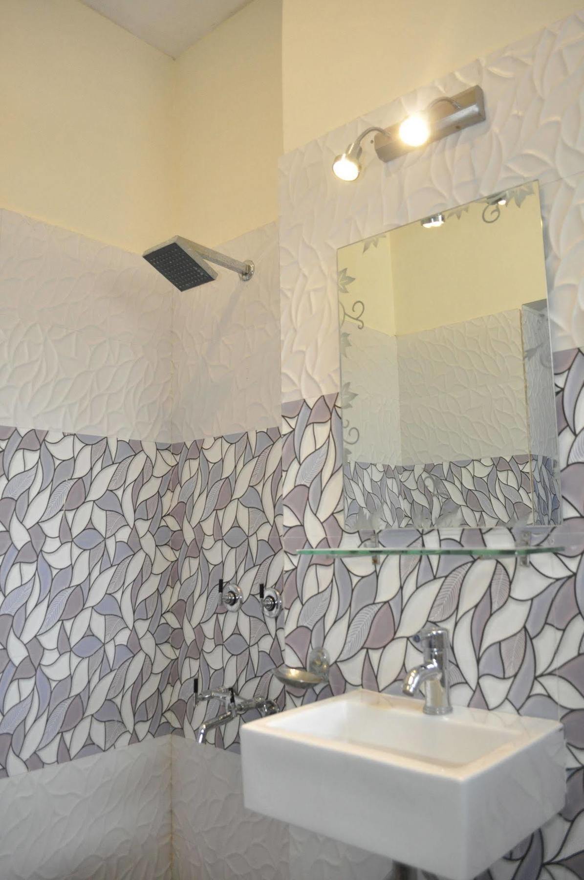 ניו דלהי Hotel Kabli מראה חיצוני תמונה